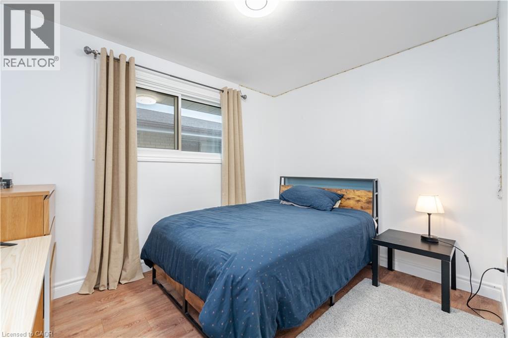 297 MOHAWK Road W, Hamilton, Ontario, L9C1W2 — Photo 20