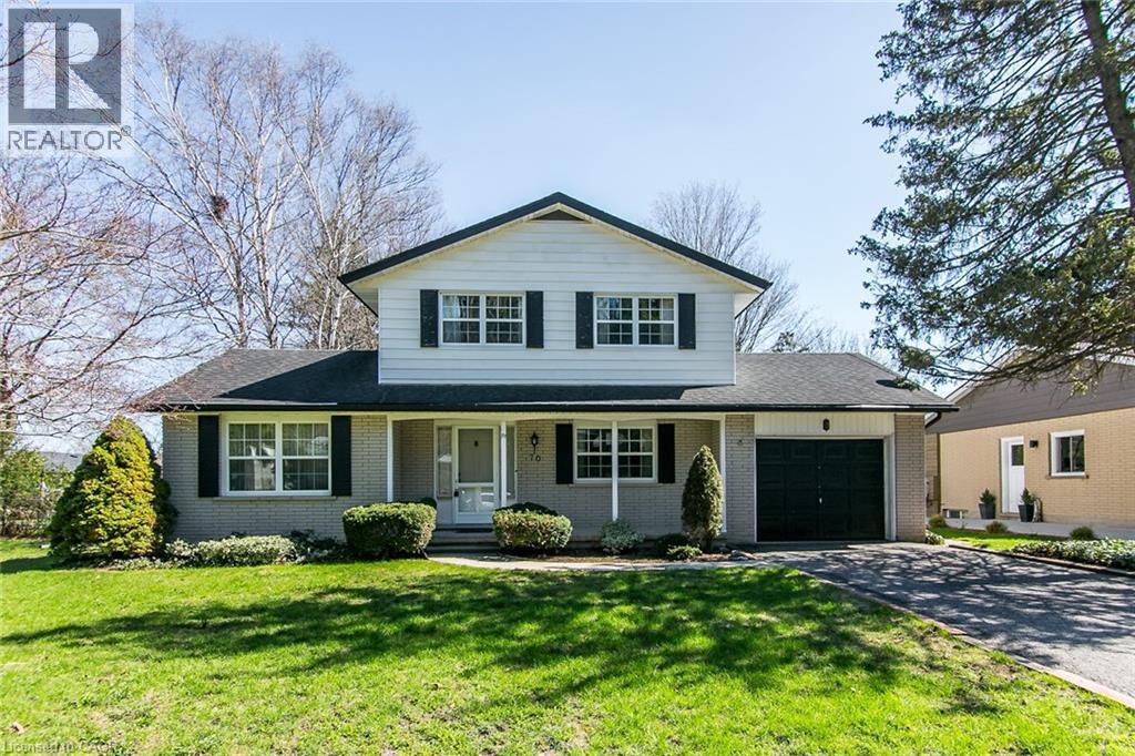 70 INWOOD Crescent, Kitchener, Ontario, N2M2M1 — Photo 2