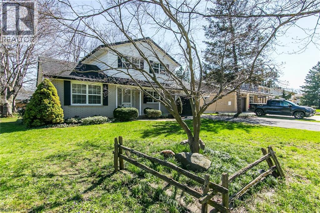 70 INWOOD Crescent, Kitchener, Ontario, N2M2M1 — Photo 3