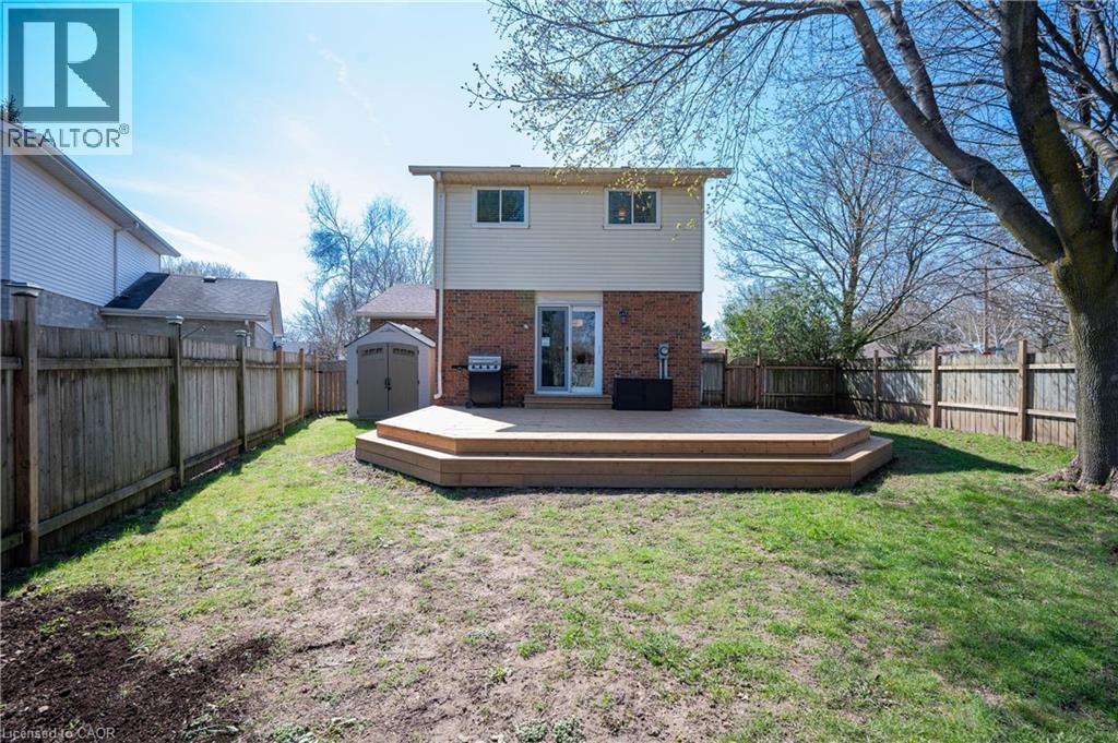 122 FOXHUNT Road, Waterloo, Ontario, N2K3N1 — Photo 36