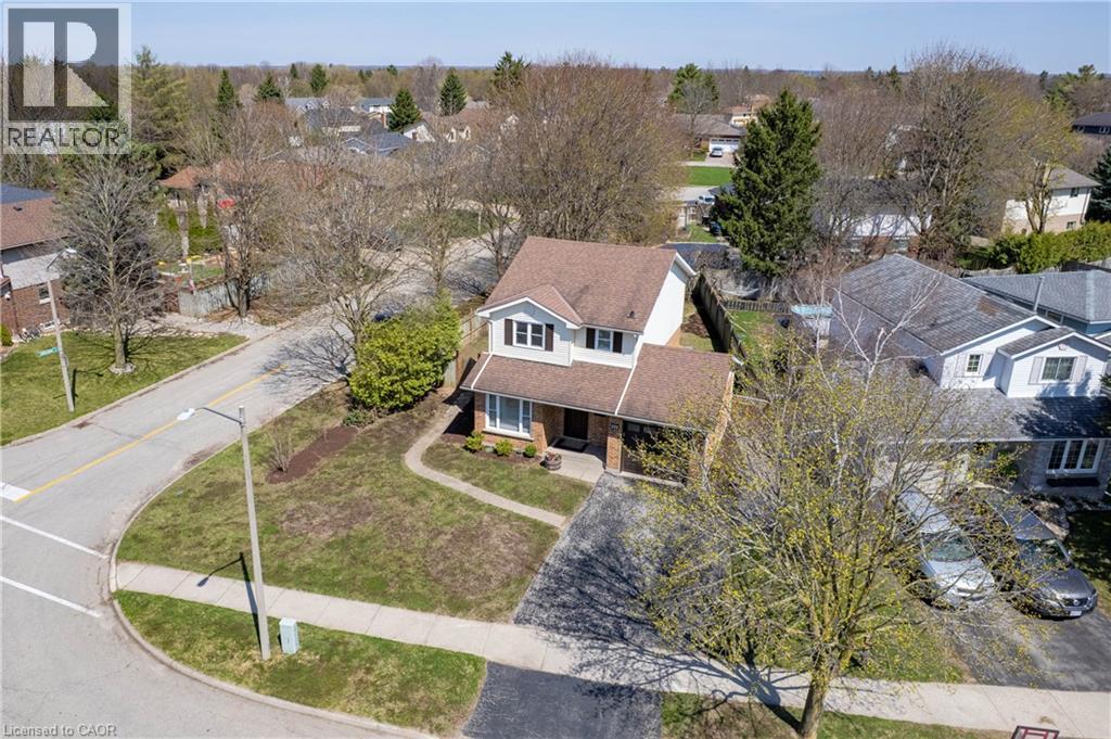 122 FOXHUNT Road, Waterloo, Ontario, N2K3N1 — Photo 4