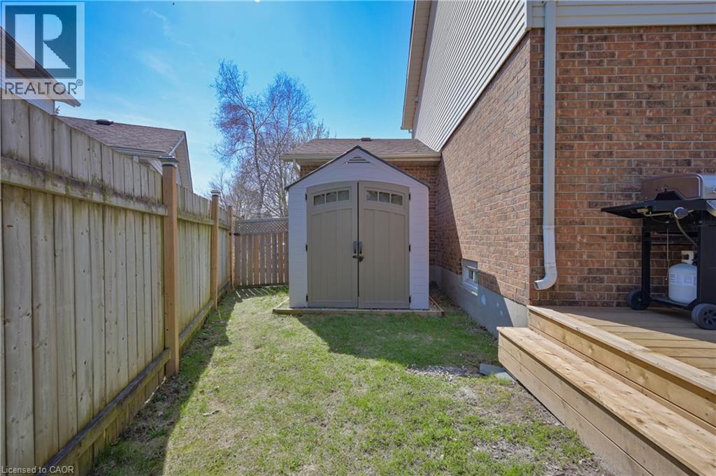 122 FOXHUNT Road, Waterloo, Ontario, N2K3N1 — Photo 42