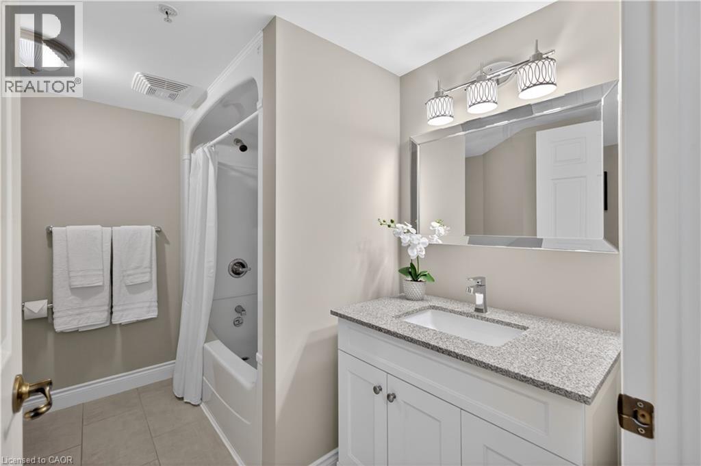 2045 APPLEBY Line Unit# 113, Burlington, Ontario, L7L7G9 — Photo 20