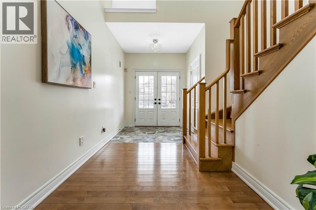 145 REDTAIL Street, Kitchener, Ontario, N2K4J5 — Photo 4