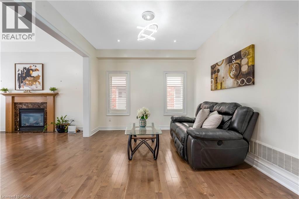 145 REDTAIL Street, Kitchener, Ontario, N2K4J5 — Photo 7