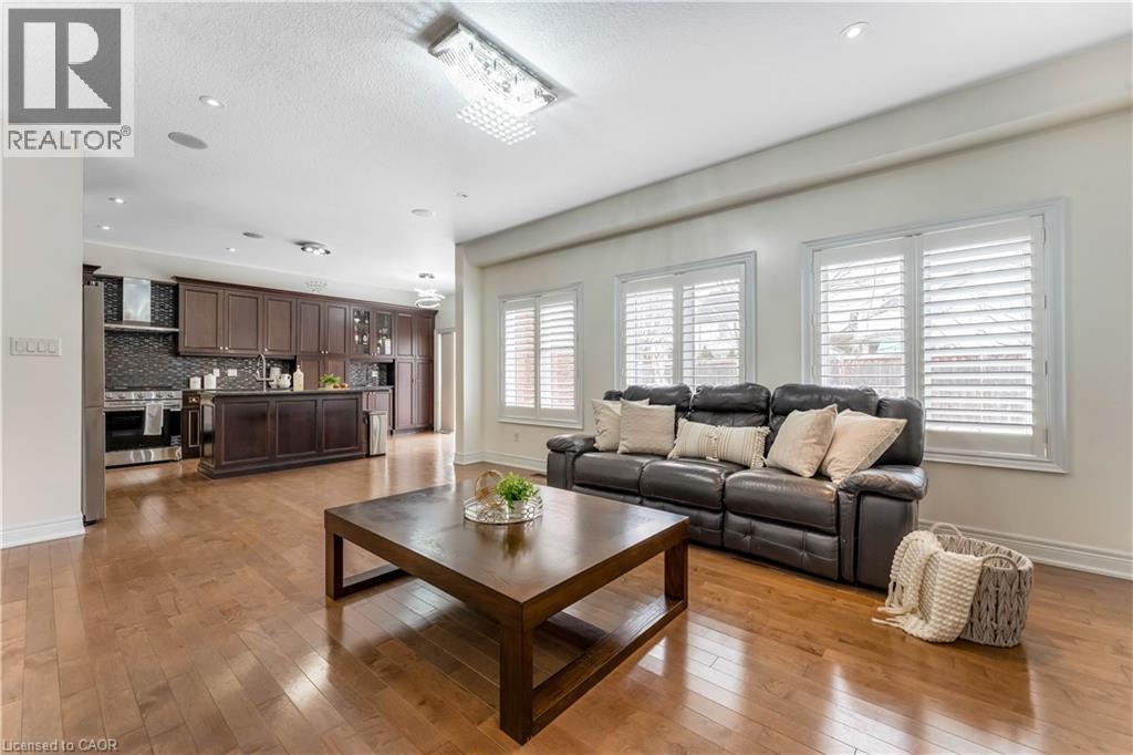 145 REDTAIL Street, Kitchener, Ontario, N2K4J5 — Photo 8