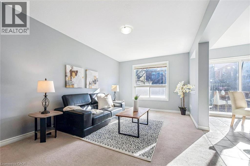 30 VIPOND Street, Guelph, Ontario, N1E0G9 — Photo 3