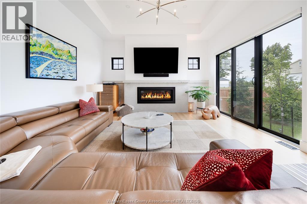 77 BISSONNETTE LANE, Lakeshore, Ontario, N0R1V0 — Photo 10