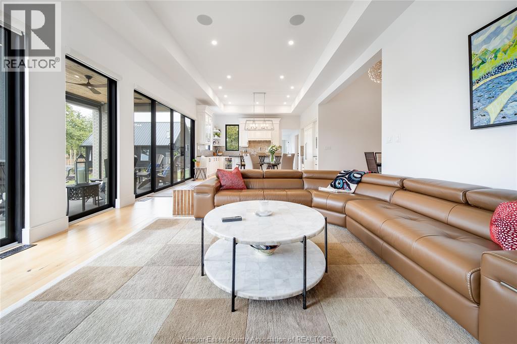 77 BISSONNETTE LANE, Lakeshore, Ontario, N0R1V0 — Photo 13