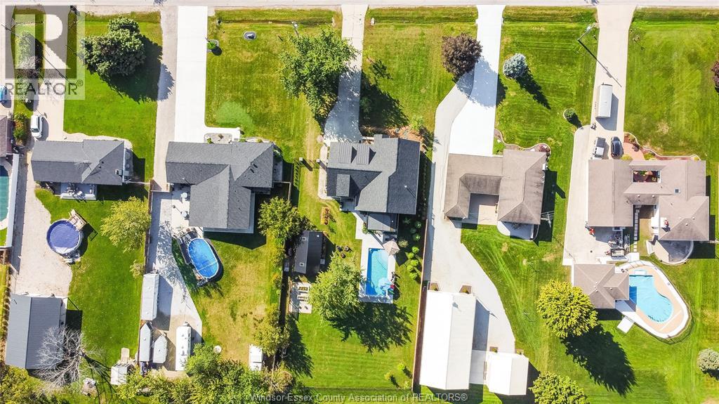 77 BISSONNETTE LANE, Lakeshore, Ontario, N0R1V0 — Photo 4