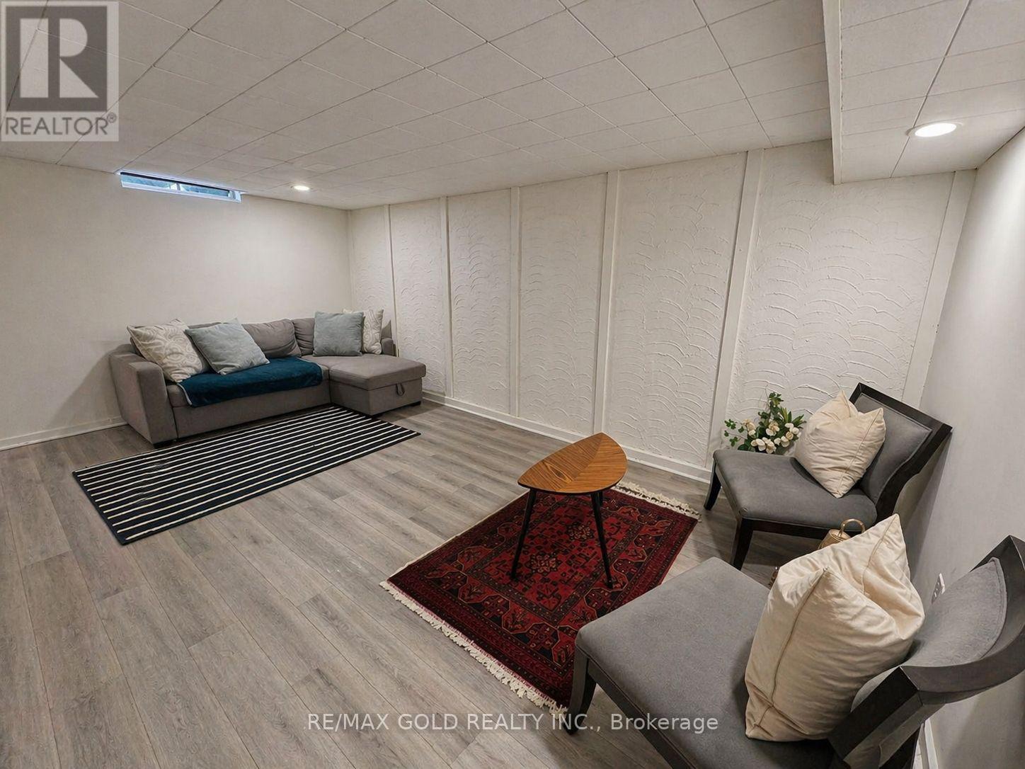 23 FLINT DRIVE, Kitchener, Ontario, N2E1S8 — Photo 9