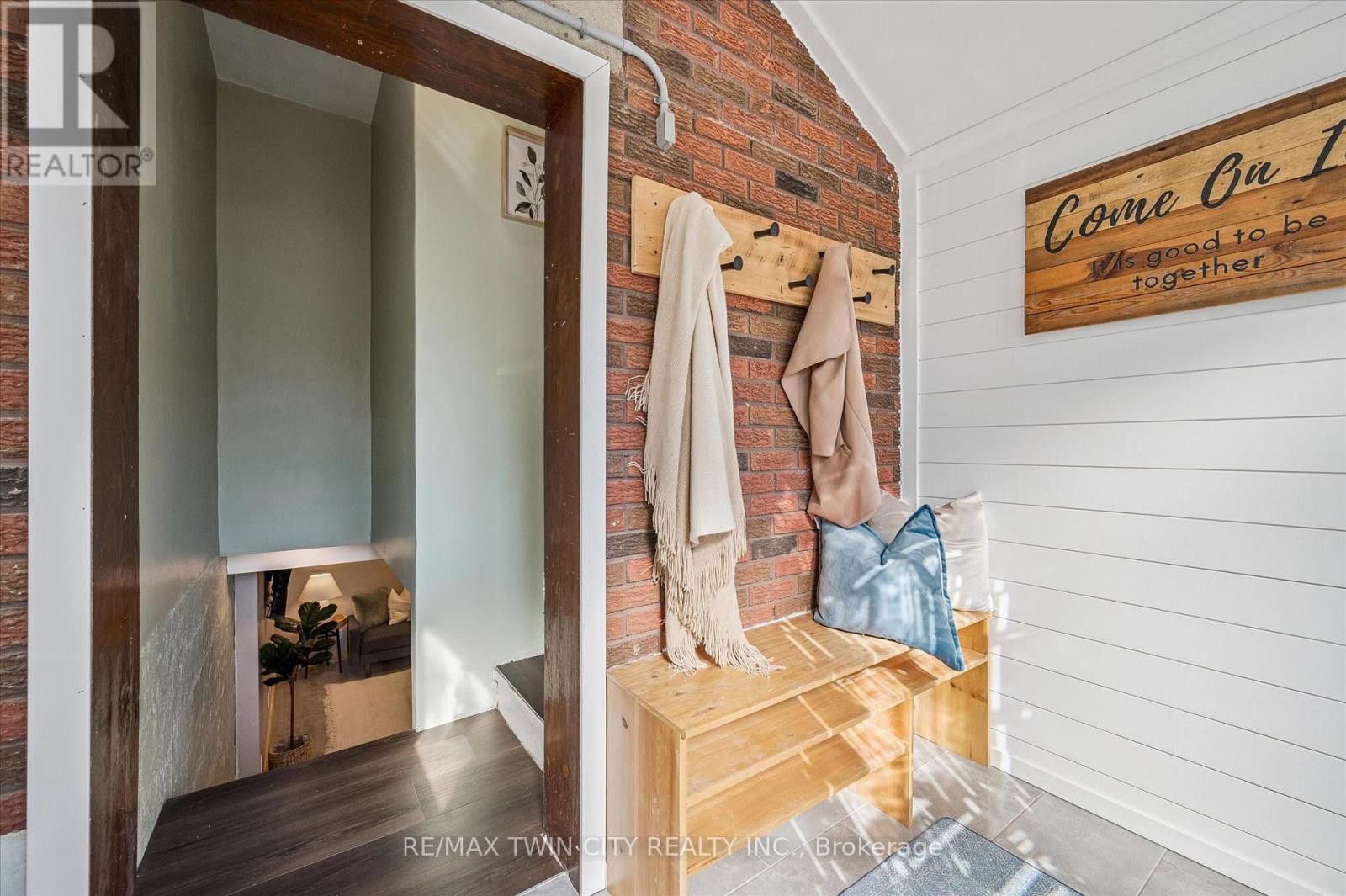 68 ALBERT STREET, Cambridge, Ontario, N1R2R1 — Photo 4