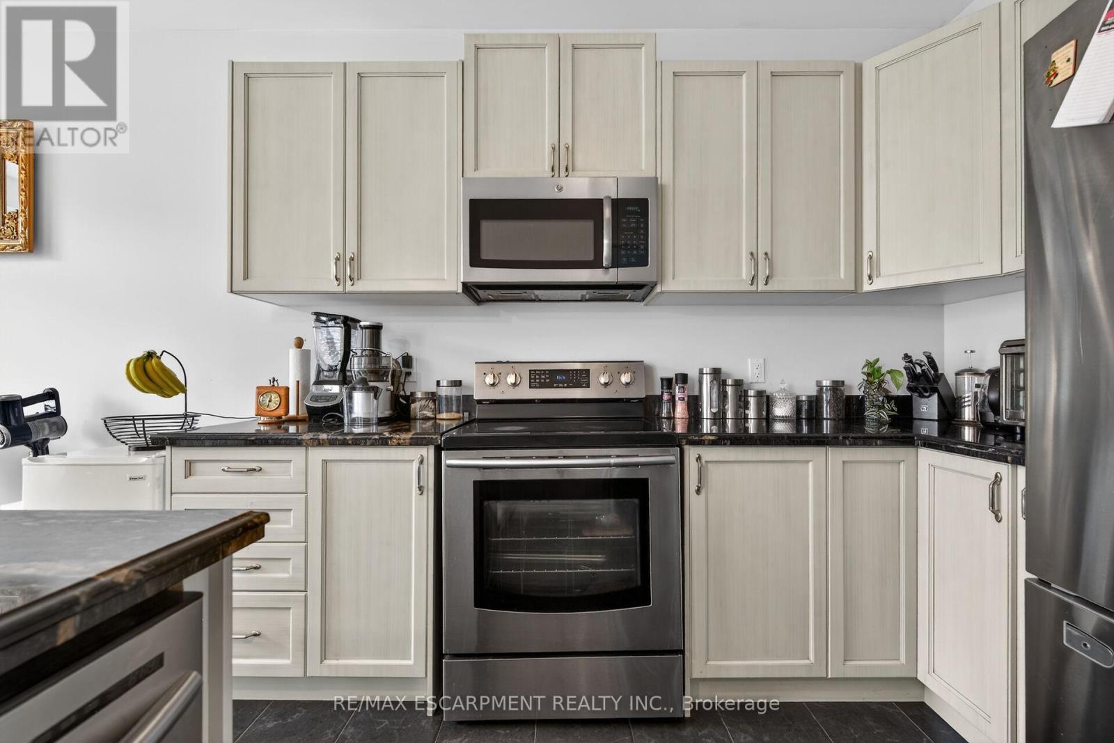 44 MATTEO TRAIL, Hamilton (Sheldon), Ontario, L9B0E6 — Photo 12