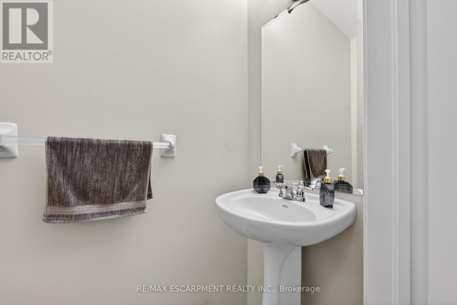 44 MATTEO TRAIL, Hamilton (Sheldon), Ontario, L9B0E6 — Photo 24