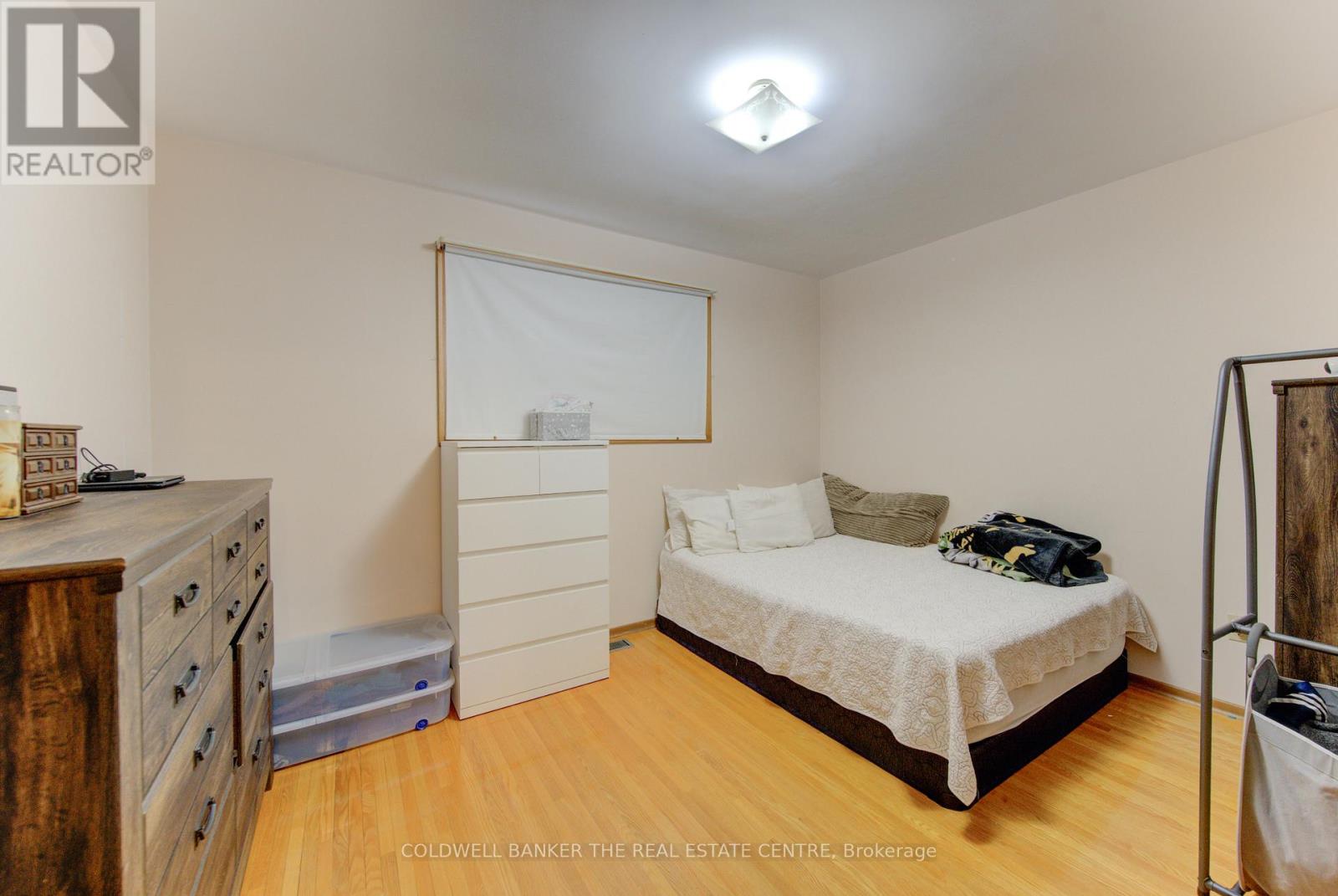 98 SHEA CRESCENT, Kitchener, Ontario, N2E1E8 — Photo 15