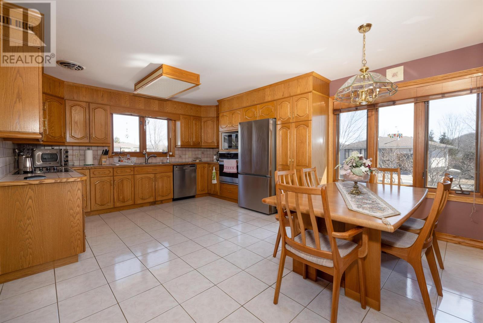 405 Riviera DR, Thunder Bay, Ontario, P7B6K1 — Photo 5