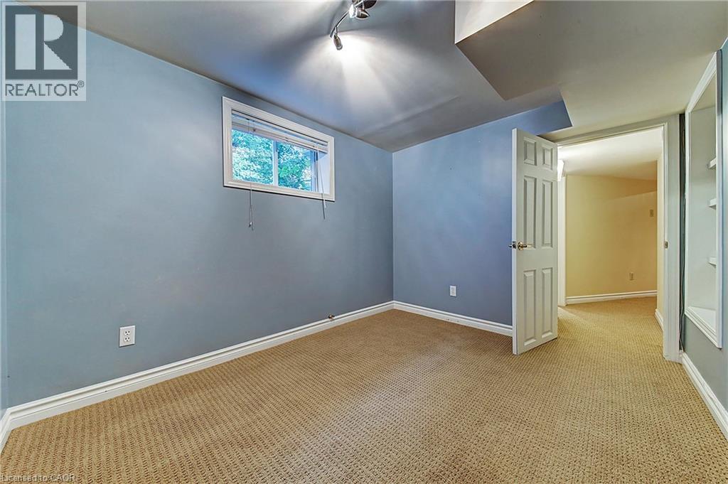 463 AVON Crescent, Oakville, Ontario, L6J2T2 — Photo 17