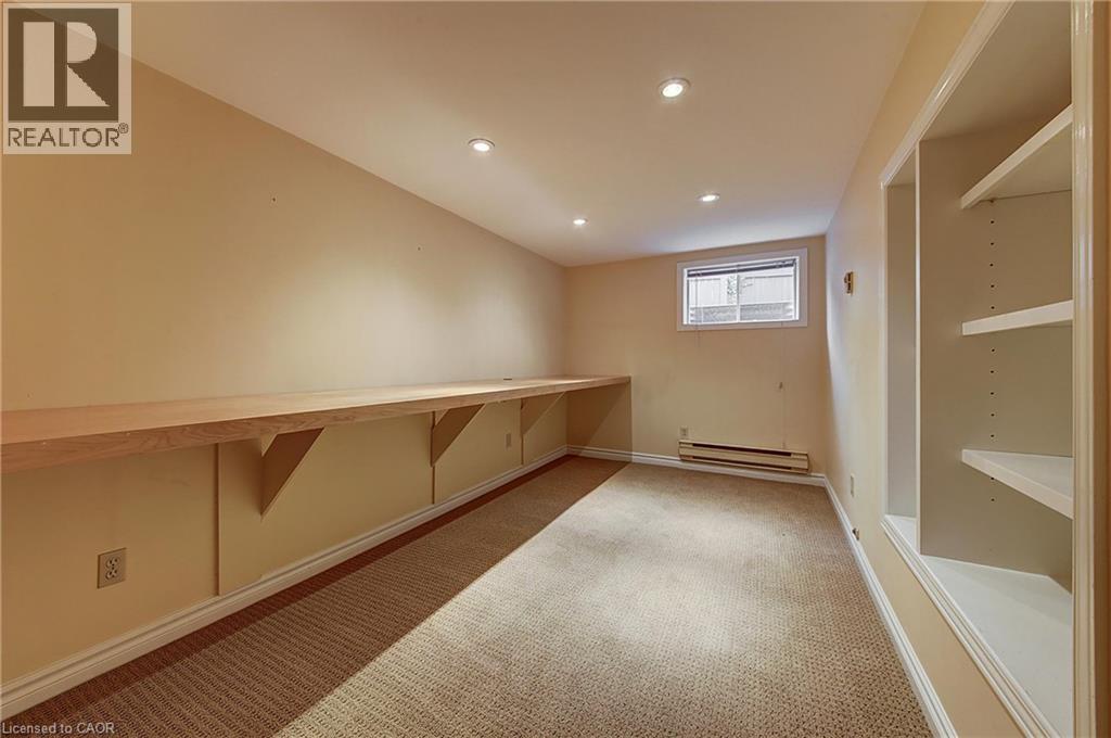 463 AVON Crescent, Oakville, Ontario, L6J2T2 — Photo 18