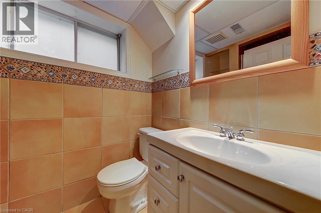 463 AVON Crescent, Oakville, Ontario, L6J2T2 — Photo 19