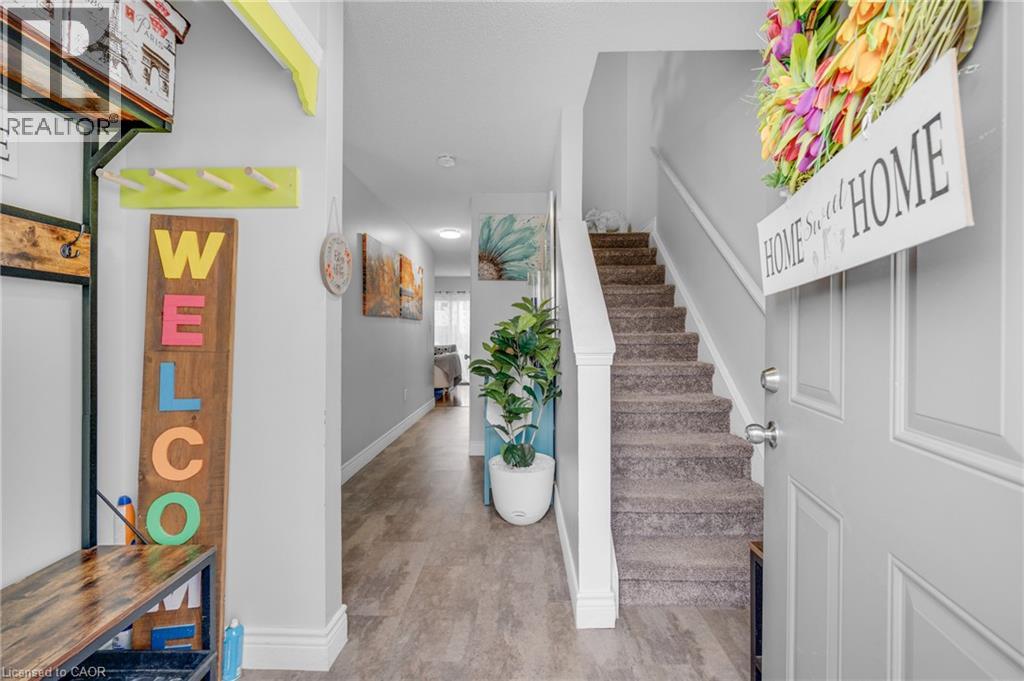 65 DORCHESTER Boulevard Unit# 5, St. Catharines, Ontario, L2M7S9 — Photo 3