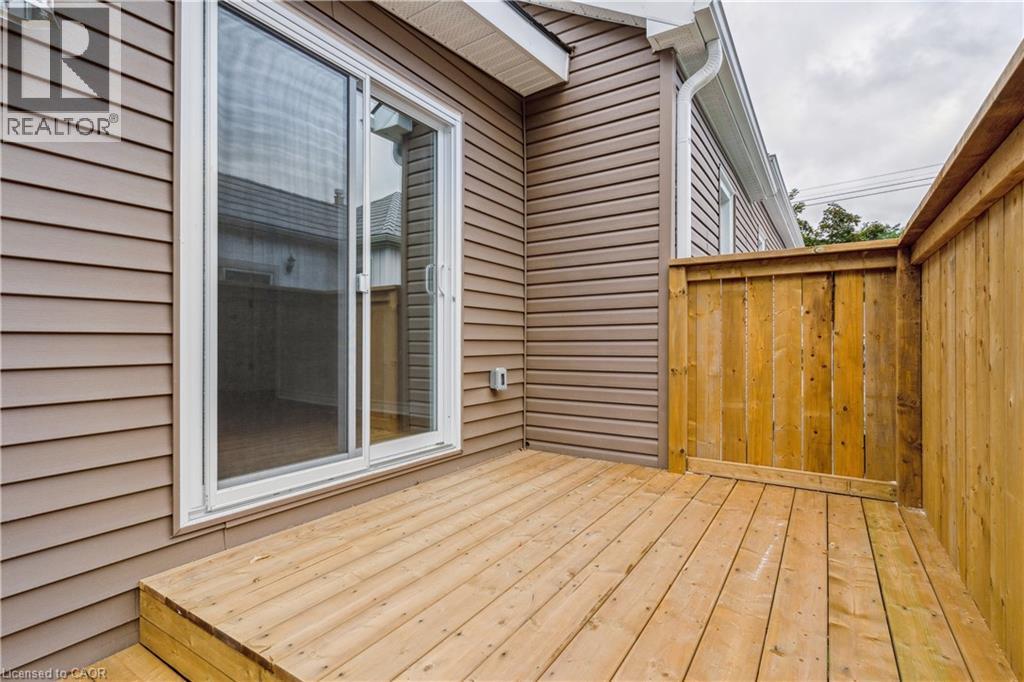 93 EAST 31ST Street E Unit# Upper, Hamilton, Ontario, L8V3N9 — Photo 5