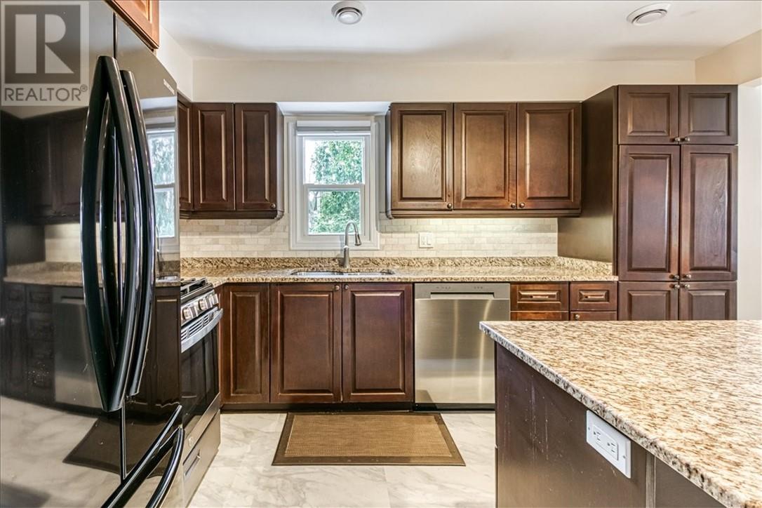 1281 North Shore Drive, Sudbury, Ontario, P3B1E7 — Photo 9