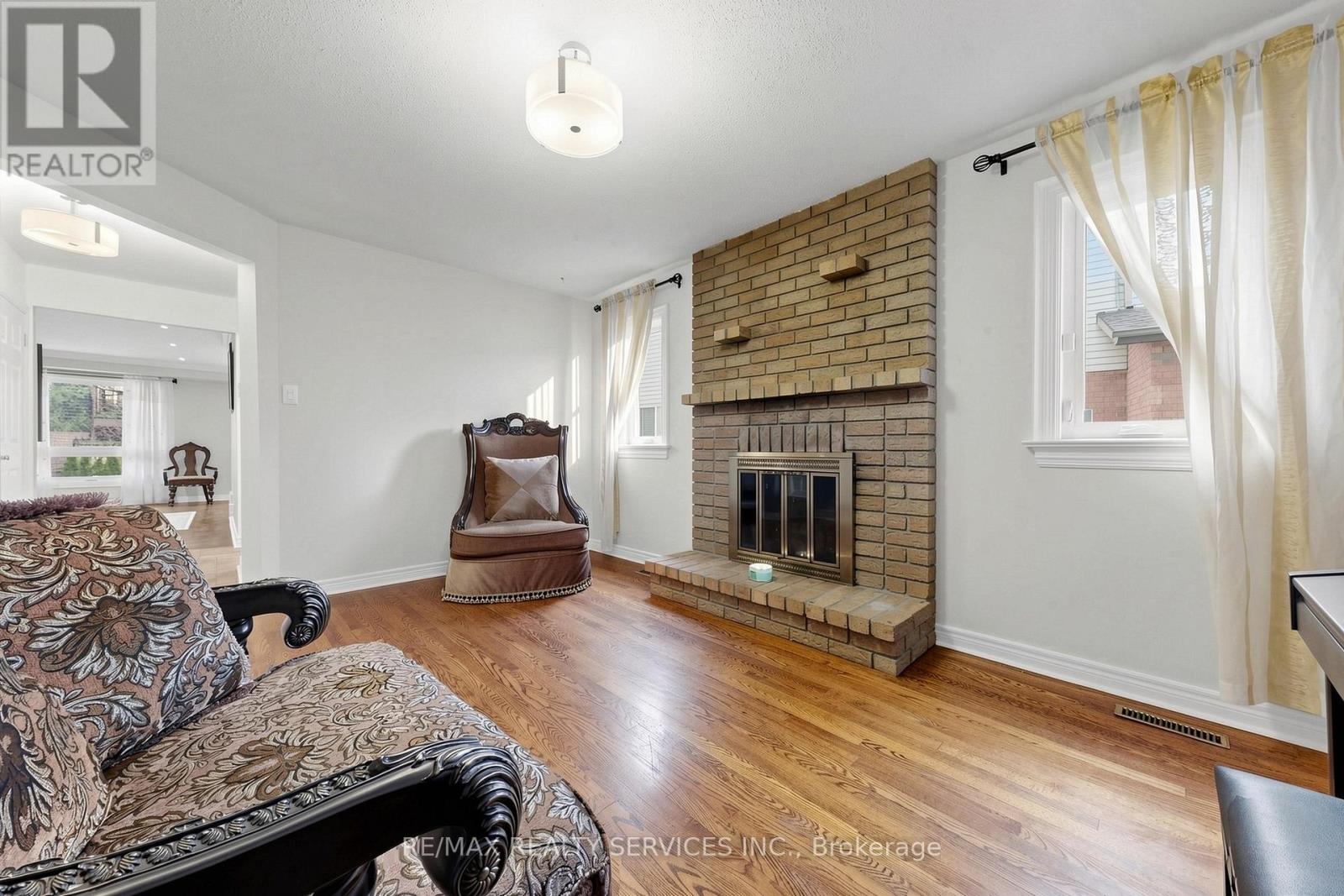 160 NEWBRIDGE CRESCENT, Brampton (Westgate), Ontario, L6S4B3 — Photo 14