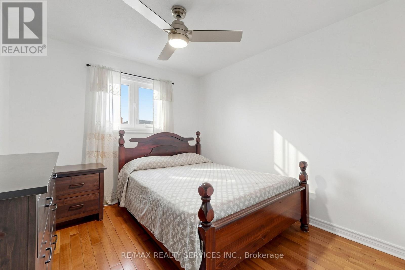 160 NEWBRIDGE CRESCENT, Brampton (Westgate), Ontario, L6S4B3 — Photo 18