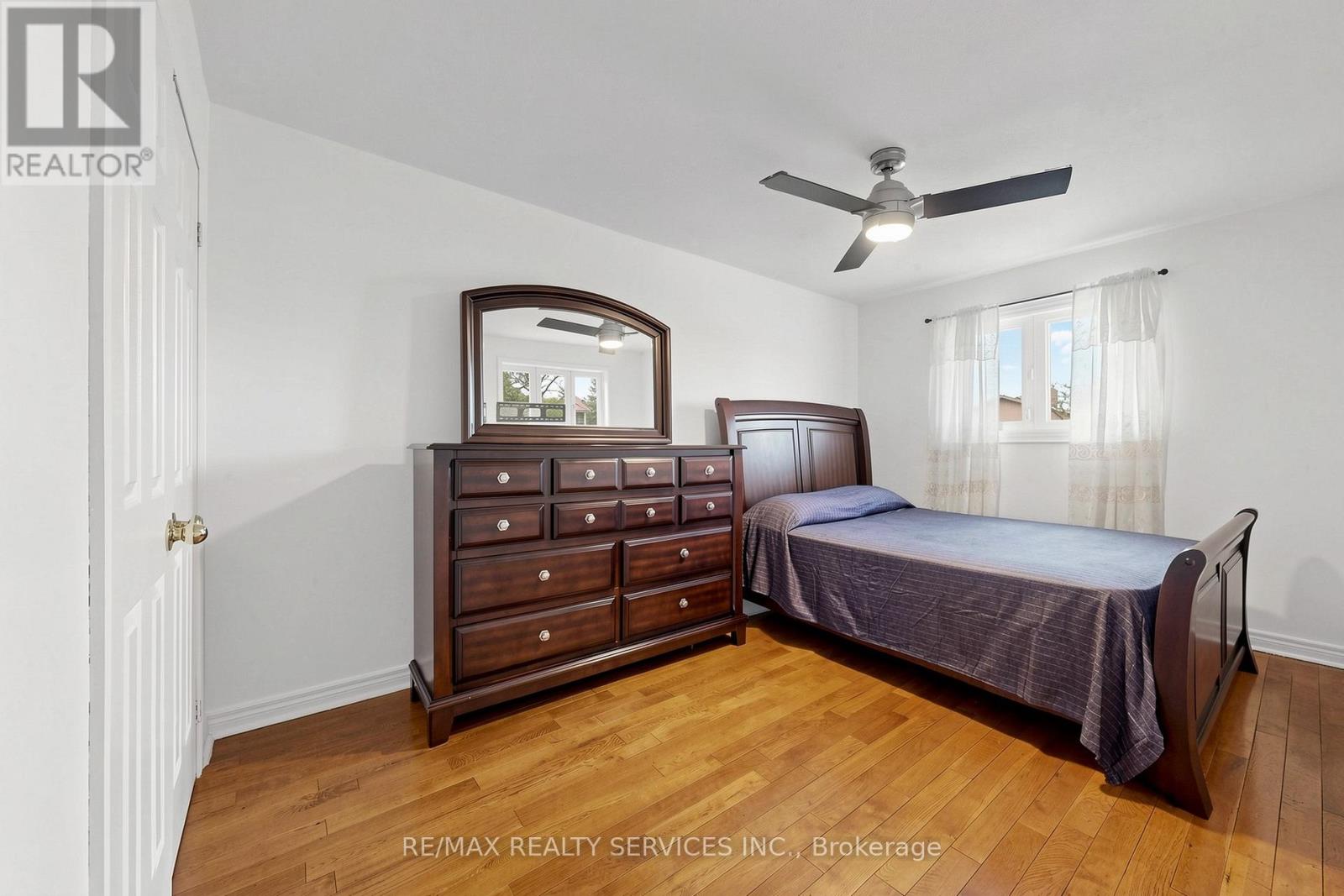 160 NEWBRIDGE CRESCENT, Brampton (Westgate), Ontario, L6S4B3 — Photo 19