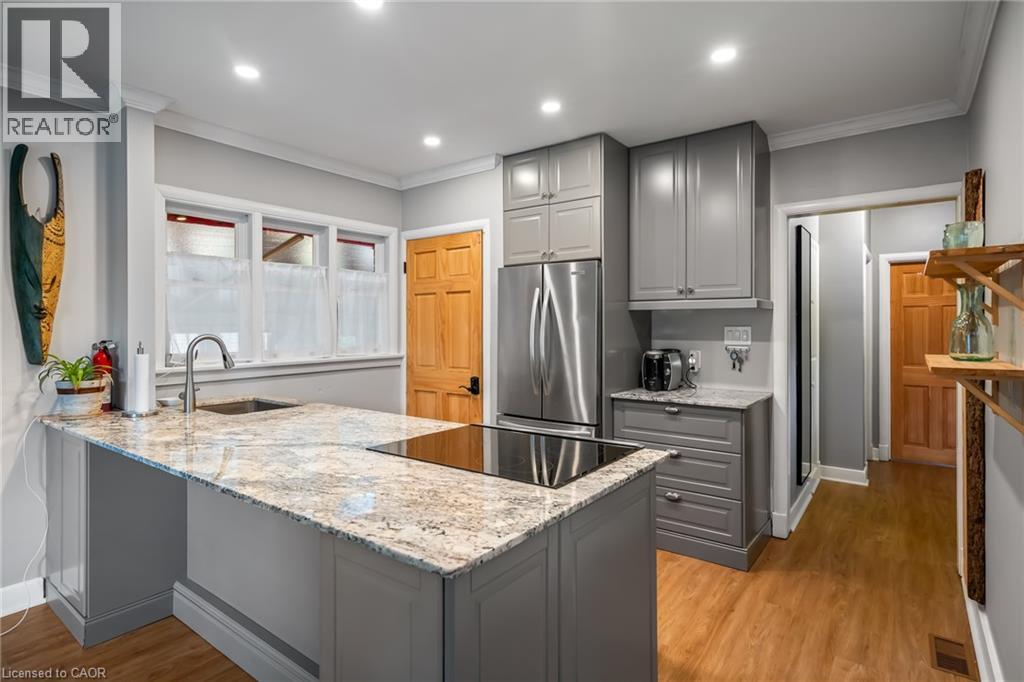5201 VALLEY Way, Niagara Falls, Ontario, L2E1X3 — Photo 5