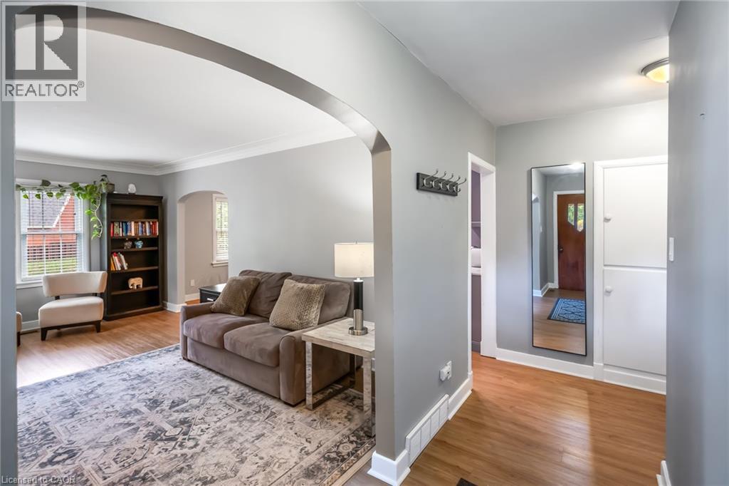 5201 VALLEY Way, Niagara Falls, Ontario, L2E1X3 — Photo 9