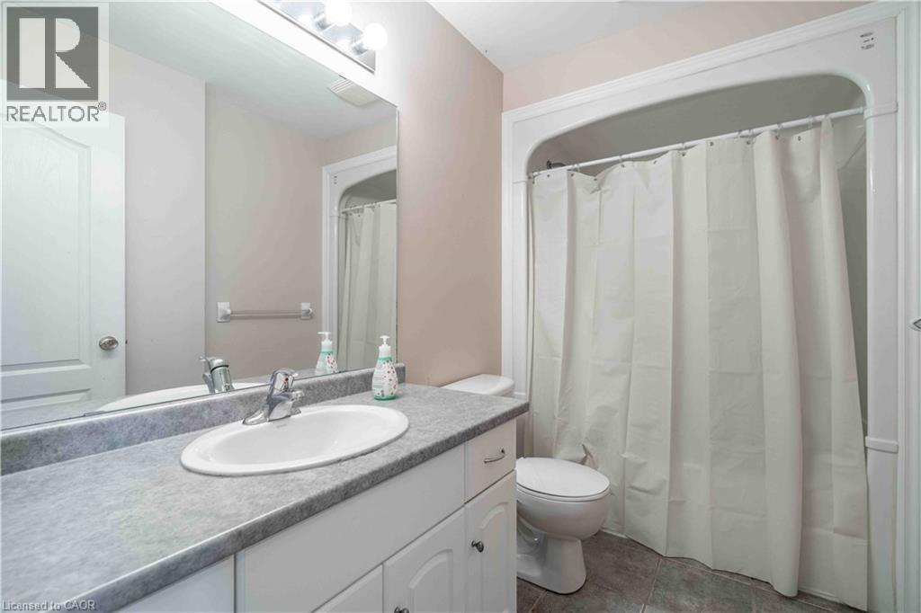 232 STONEHENGE Drive Unit# 26, Ancaster, Ontario, L9K1R5 — Photo 24
