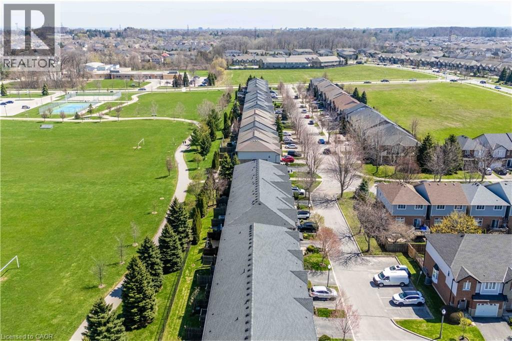 232 STONEHENGE Drive Unit# 26, Ancaster, Ontario, L9K1R5 — Photo 37