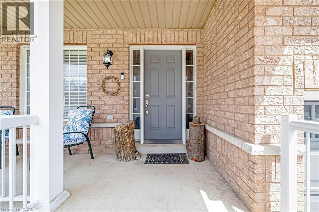 305 TEETZEL Drive, Milton, Ontario, L9T0B1 — Photo 5