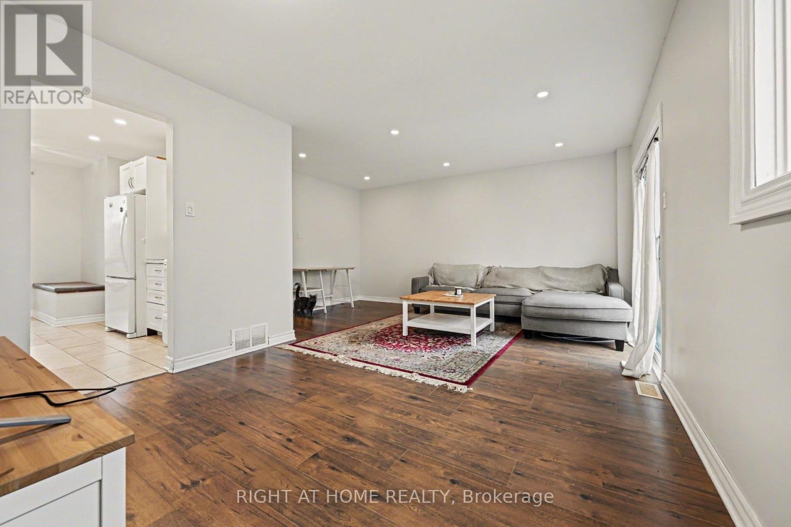 6 WOLFGANG DRIVE, Ottawa, Ontario, K2J1T1 — Photo 6