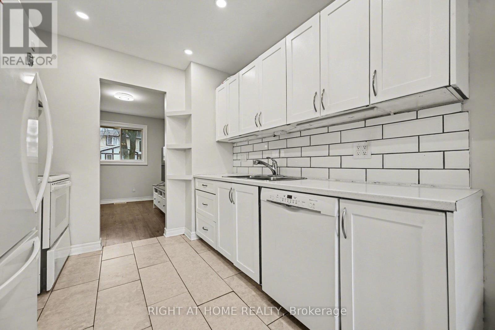 6 WOLFGANG DRIVE, Ottawa, Ontario, K2J1T1 — Photo 7