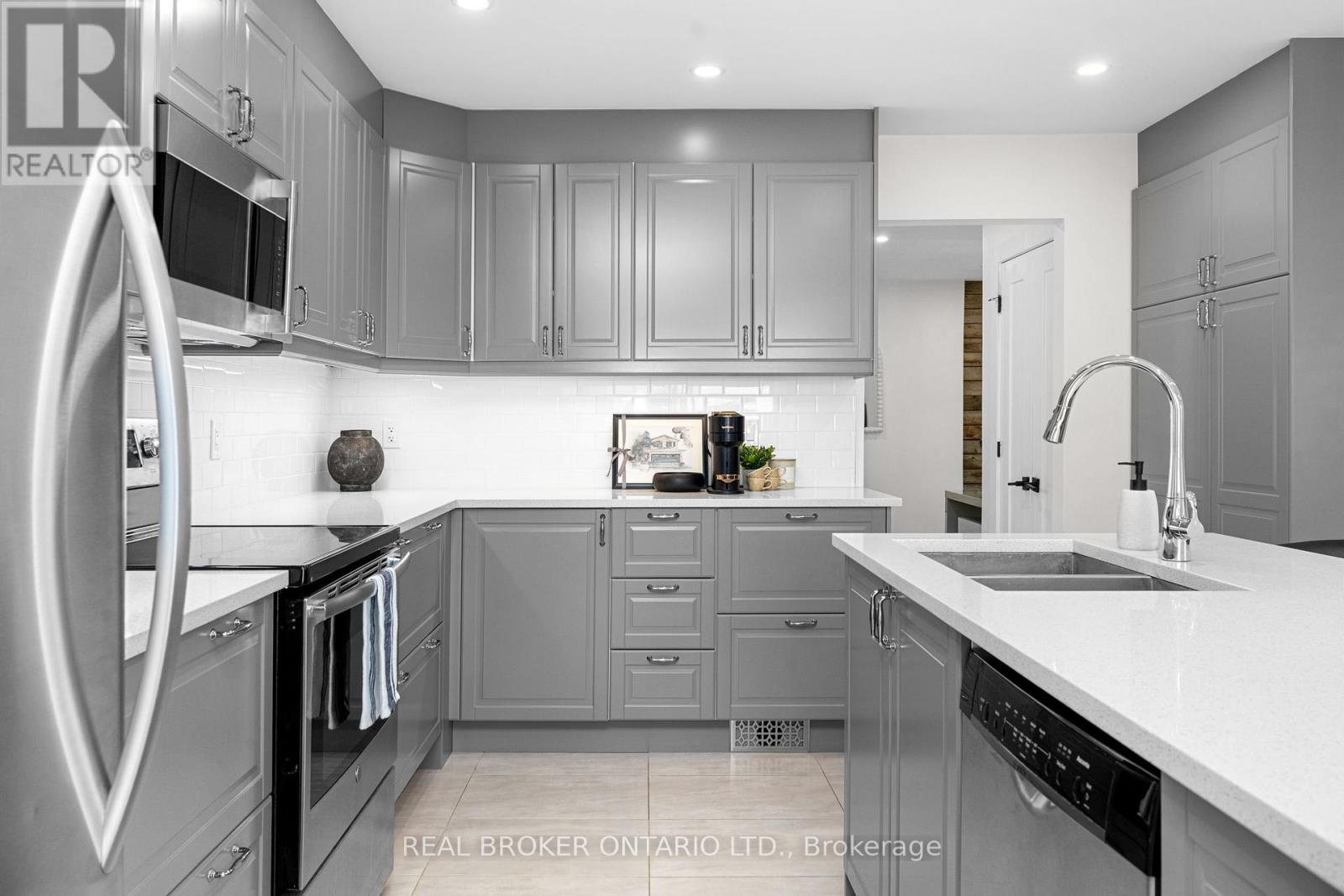 2058 WILDFLOWER DRIVE, Ottawa, Ontario, K1E3R3 — Photo 16