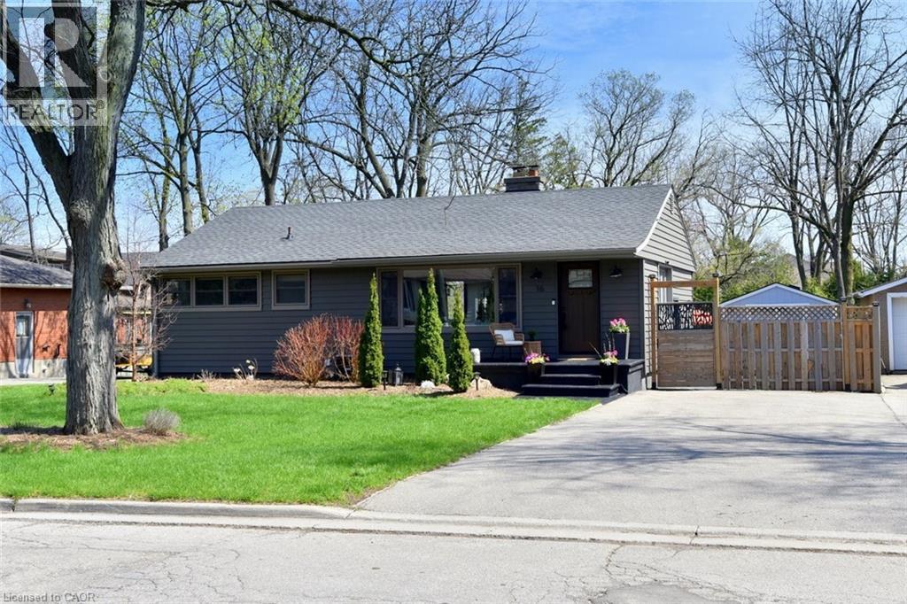 16 CHURCH Street, Waterdown, Ontario, L0R2H0 — Photo 2