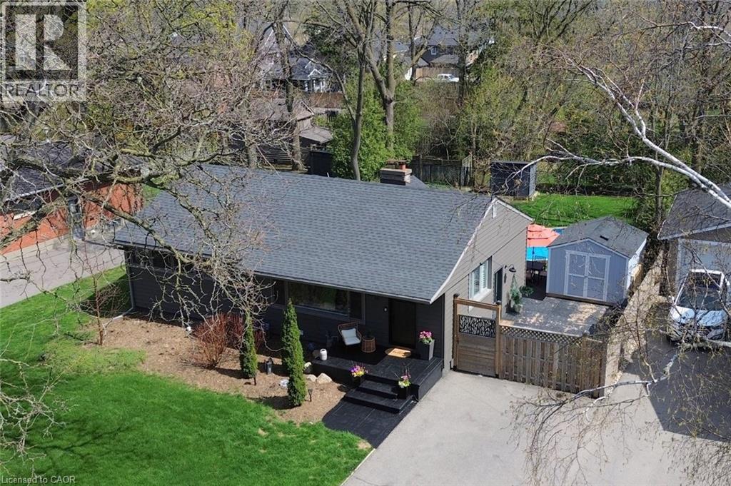 16 CHURCH Street, Waterdown, Ontario, L0R2H0 — Photo 3