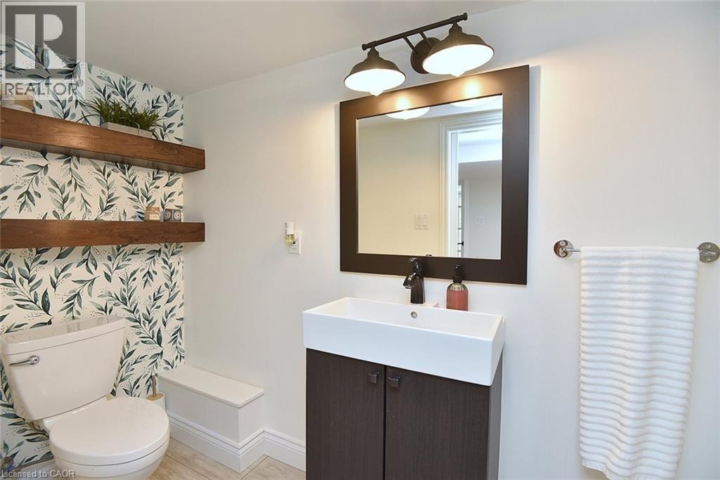 16 CHURCH Street, Waterdown, Ontario, L0R2H0 — Photo 30