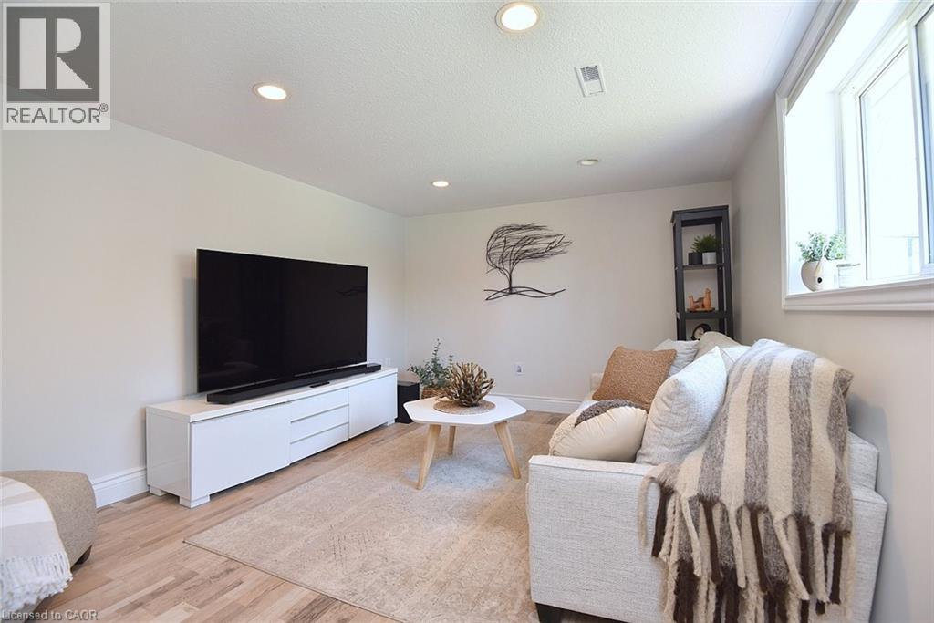 16 CHURCH Street, Waterdown, Ontario, L0R2H0 — Photo 33