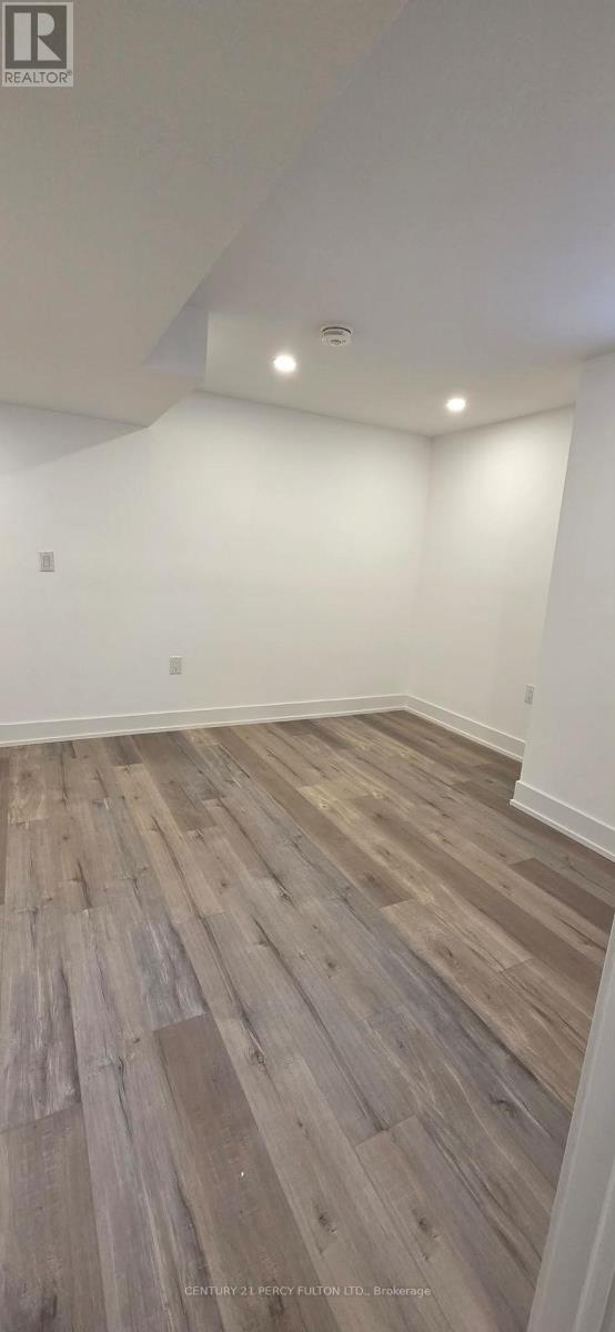 599 BURTON ROAD, Oshawa (Vanier), Ontario, L1J3Z9 — Photo 11