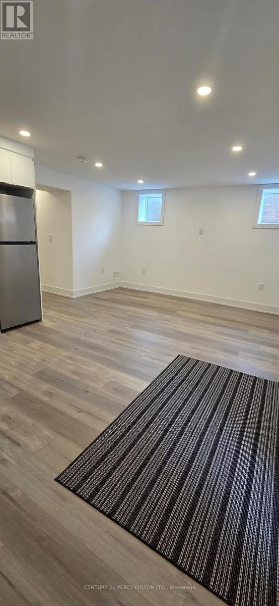 599 BURTON ROAD, Oshawa (Vanier), Ontario, L1J3Z9 — Photo 3