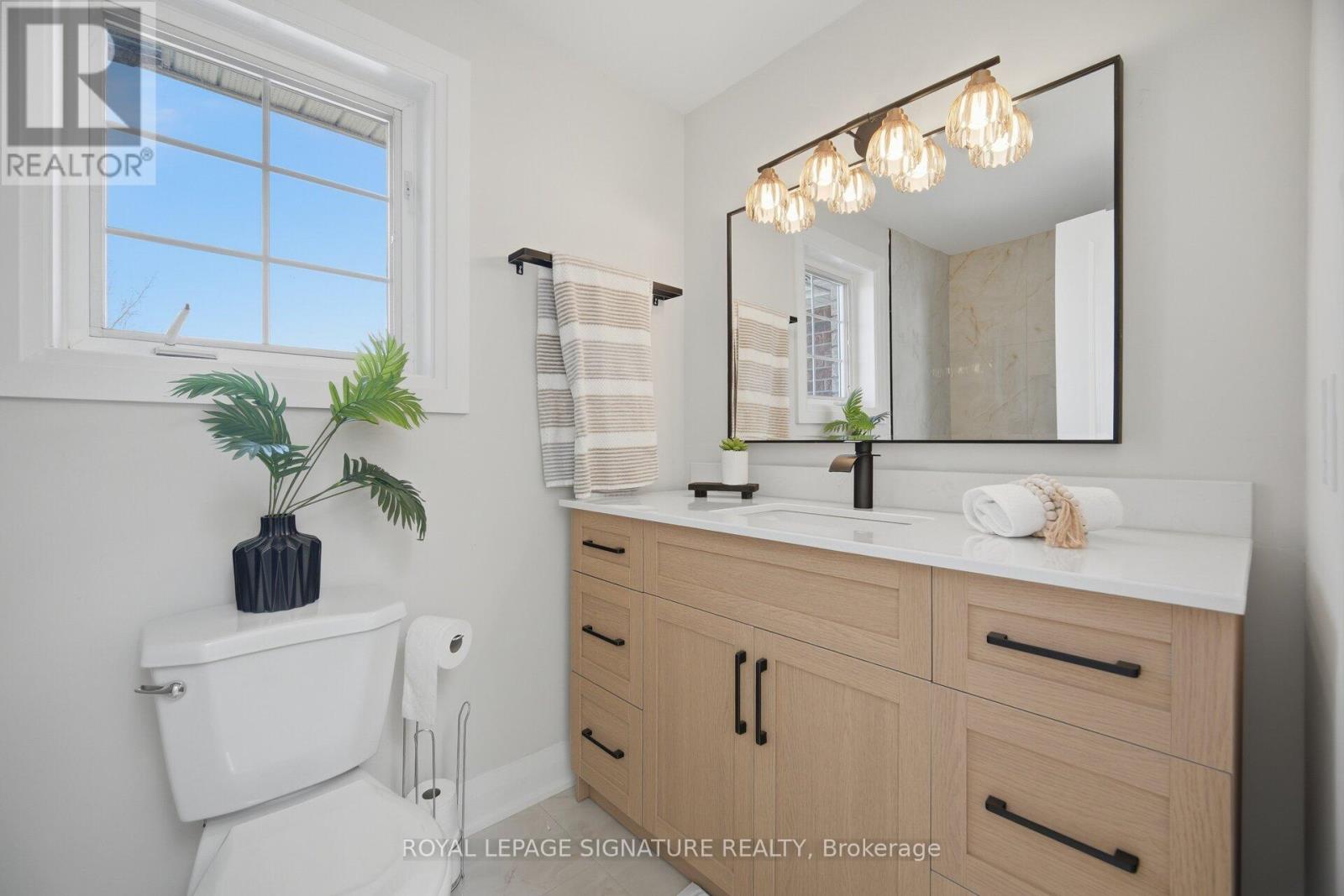 11 WESSENGER DRIVE, Barrie (Holly), Ontario, L4N8R8 — Photo 20