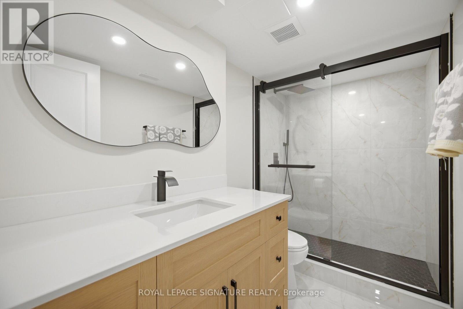 11 WESSENGER DRIVE, Barrie (Holly), Ontario, L4N8R8 — Photo 31