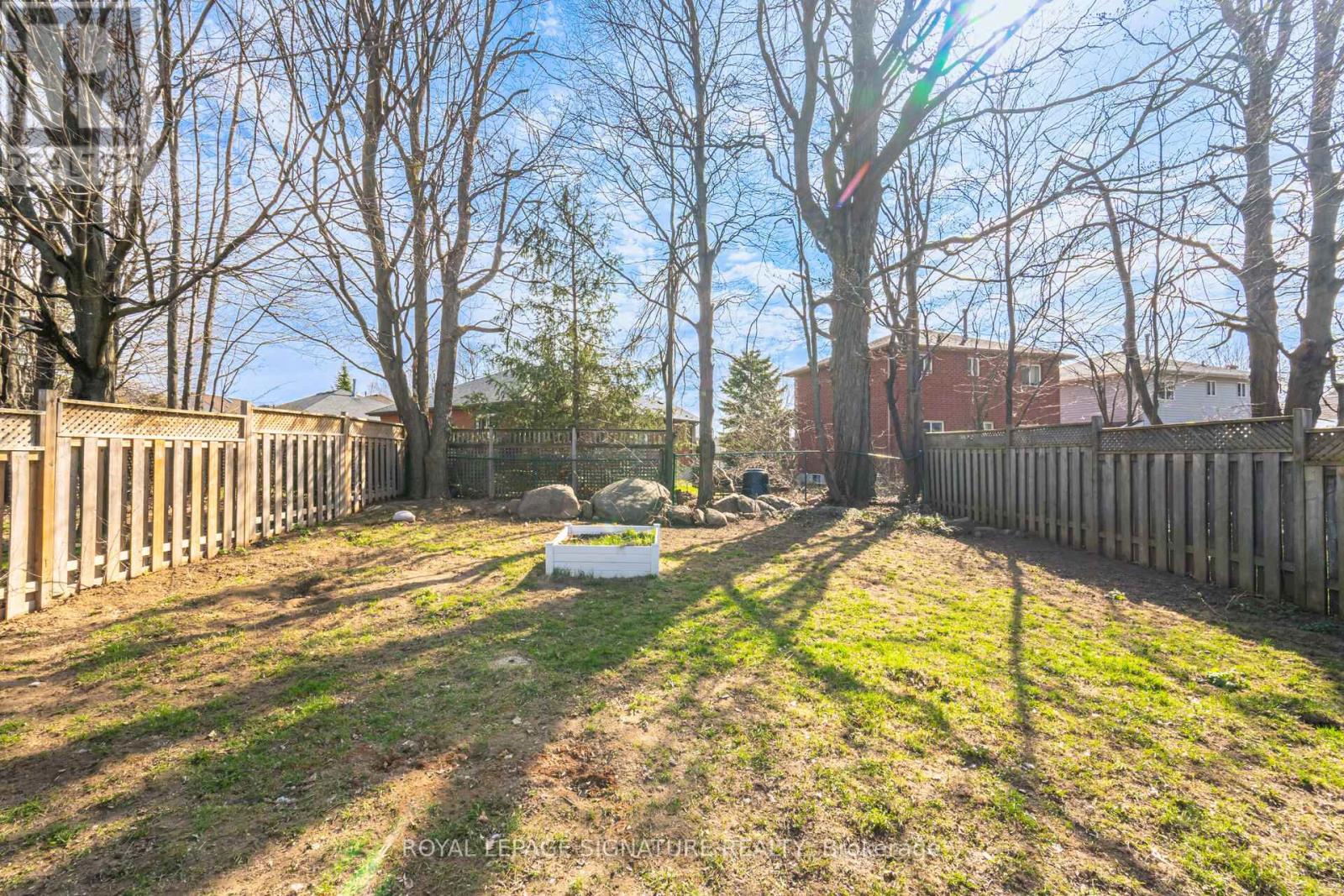 11 WESSENGER DRIVE, Barrie (Holly), Ontario, L4N8R8 — Photo 34