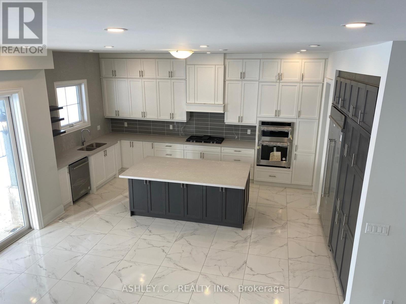 98 WILLIAM CRISP DRIVE, Caledon (Alton), Ontario, L7K2R7 — Photo 10