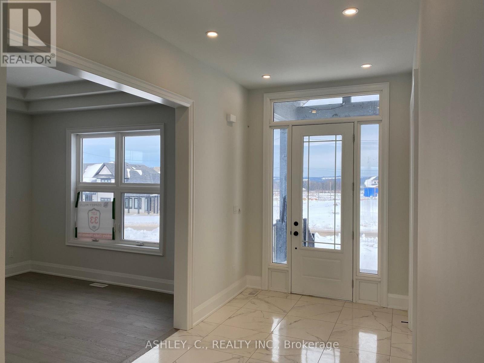 98 WILLIAM CRISP DRIVE, Caledon (Alton), Ontario, L7K2R7 — Photo 3