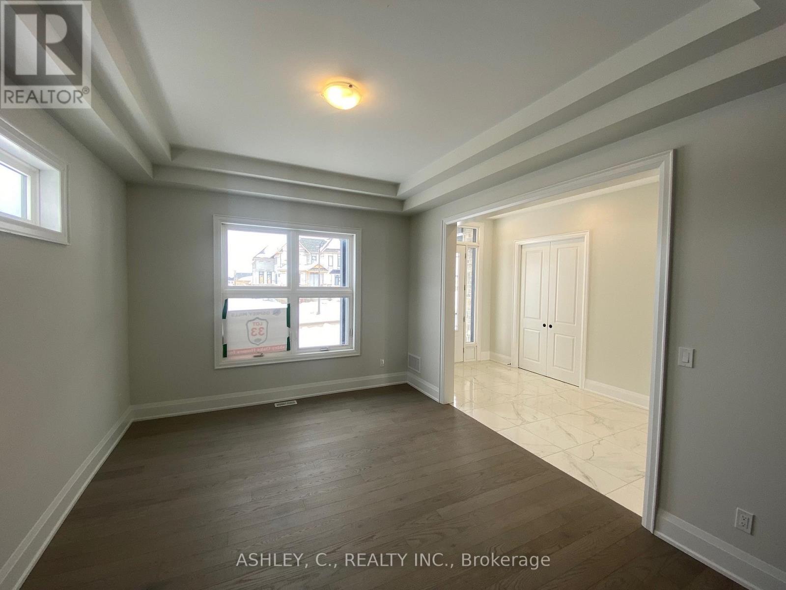 98 WILLIAM CRISP DRIVE, Caledon (Alton), Ontario, L7K2R7 — Photo 6