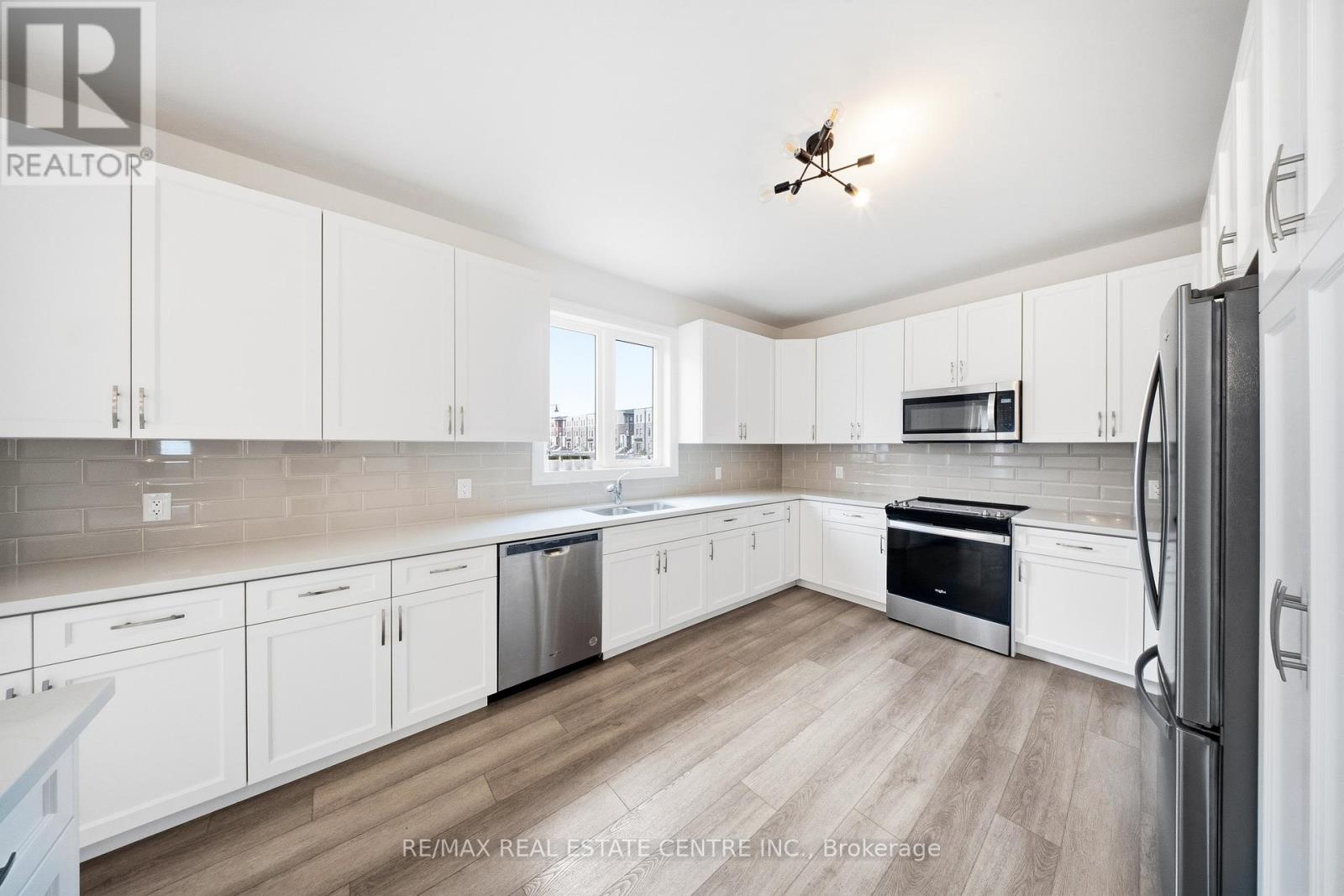 45 GREAT FALLS BOULEVARD, Hamilton (Waterdown), Ontario, L8B1X8 — Photo 13